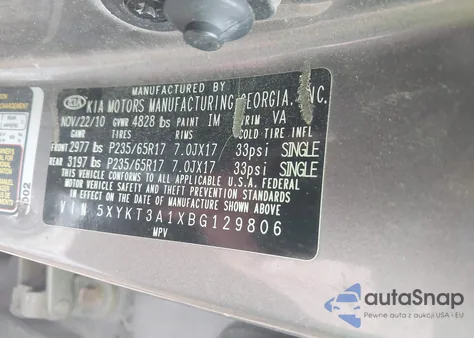 2011 Kia Sorento Lx z USA, uszkodzony, nr VIN 5XYKT3A1XBG129806